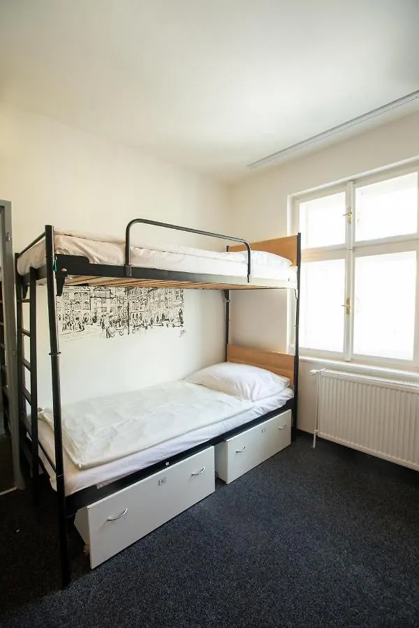 Mai Bohemia Hostel And Apartment Prague