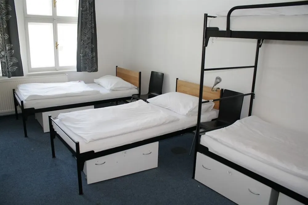 Mai Bohemia Hostel And Apartment