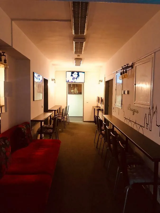 Mai Bohemia Hostel And Apartment