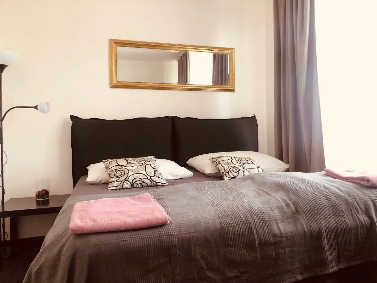Mai Bohemia Hostel And Apartment