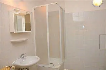 Mai Bohemia Hostel And Apartment 0*, Prague Czech Republic